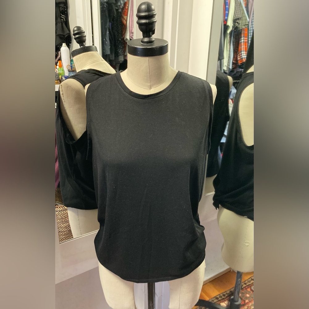 Black Sleeveless Athletic Tank Top - Women’s Size Large